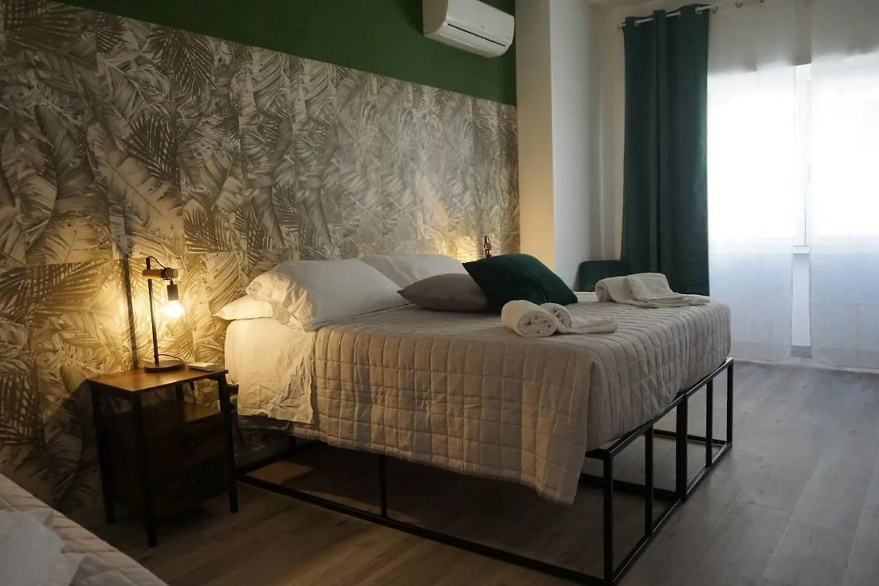 Vatican Fashion Home Roma 0*,  Italia